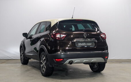 Renault Kaptur I рестайлинг, 2017 год, 1 170 000 рублей, 7 фотография