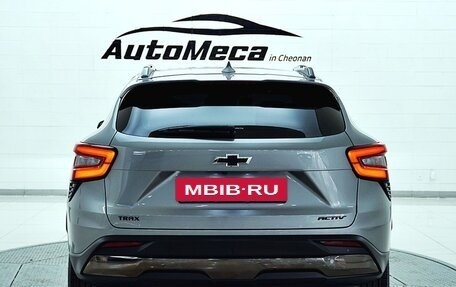 Chevrolet Trax, 2023 год, 1 650 000 рублей, 6 фотография