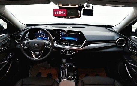 Chevrolet Trax, 2023 год, 1 650 000 рублей, 7 фотография