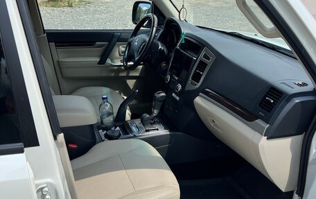 Mitsubishi Pajero IV, 2019 год, 3 200 000 рублей, 7 фотография