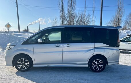 Honda Stepwgn IV, 2019 год, 2 100 000 рублей, 5 фотография