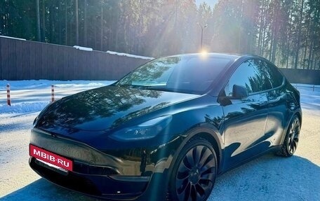 Tesla Model Y I, 2023 год, 6 150 000 рублей, 2 фотография