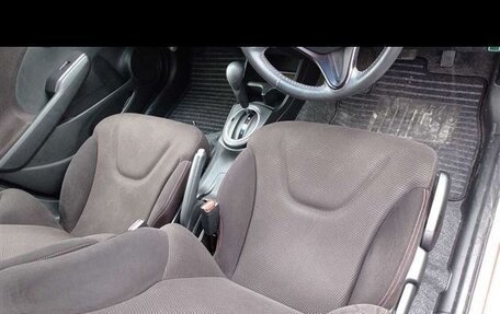 Honda Fit III, 2012 год, 850 000 рублей, 17 фотография