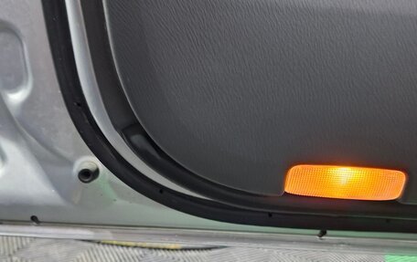 Toyota Land Cruiser Prado 150 рестайлинг 2, 2013 год, 2 888 888 рублей, 6 фотография