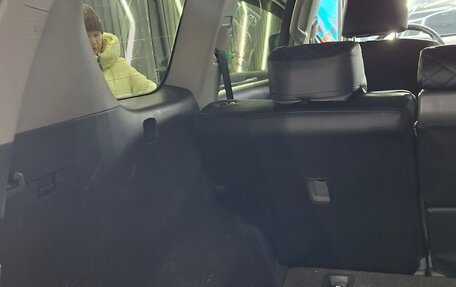 Toyota Land Cruiser Prado 150 рестайлинг 2, 2013 год, 2 888 888 рублей, 29 фотография