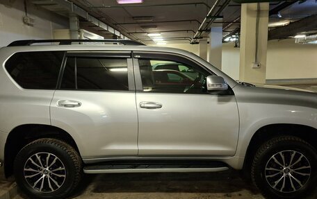 Toyota Land Cruiser Prado 150 рестайлинг 2, 2013 год, 2 888 888 рублей, 34 фотография