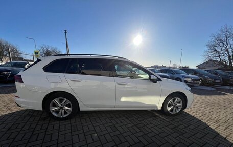 Volkswagen Golf VIII, 2022 год, 2 172 000 рублей, 2 фотография