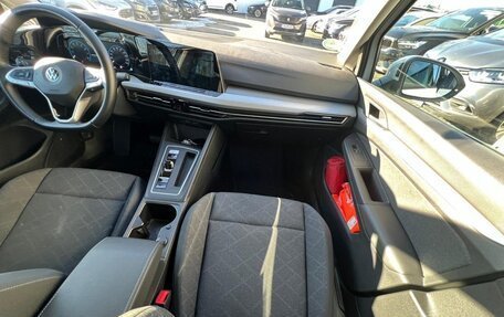 Volkswagen Golf VIII, 2022 год, 2 172 000 рублей, 9 фотография