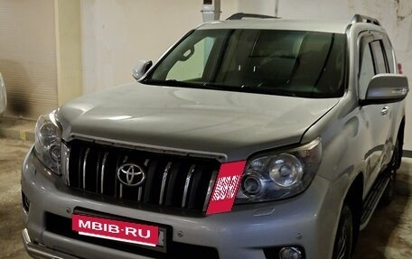 Toyota Land Cruiser Prado 150 рестайлинг 2, 2013 год, 2 888 888 рублей, 33 фотография