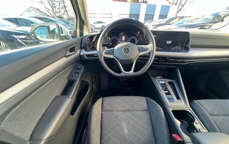 Volkswagen Golf VIII, 2022 год, 2 172 000 рублей, 12 фотография