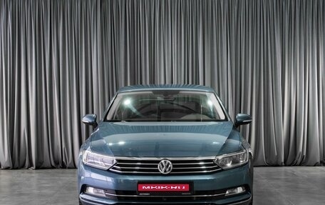 Volkswagen Passat B8 рестайлинг, 2017 год, 1 899 000 рублей, 3 фотография