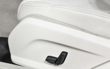 Mercedes-Benz C-Класс, 2016 год, 1 900 000 рублей, 10 фотография