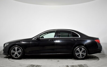 Mercedes-Benz E-Класс, 2020 год, 2 550 000 рублей, 8 фотография