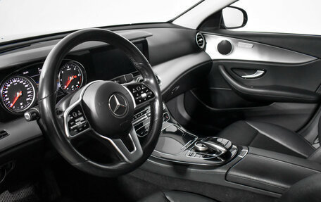 Mercedes-Benz E-Класс, 2020 год, 2 550 000 рублей, 9 фотография