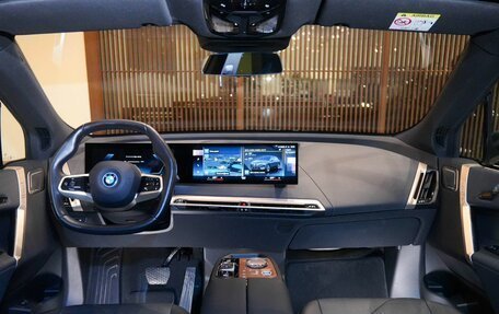 BMW iX, 2022 год, 11 200 000 рублей, 18 фотография