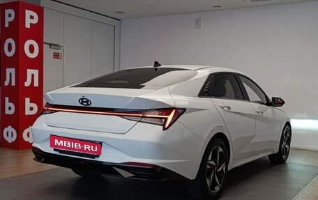 Hyundai Elantra, 2020 год, 2 100 000 рублей, 4 фотография