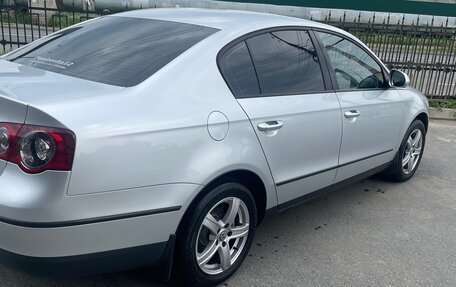 Volkswagen Passat B6, 2008 год, 740 000 рублей, 4 фотография