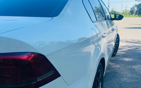 Volkswagen Passat B7, 2011 год, 980 000 рублей, 4 фотография