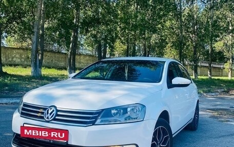 Volkswagen Passat B7, 2011 год, 980 000 рублей, 12 фотография