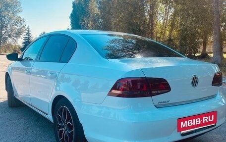 Volkswagen Passat B7, 2011 год, 980 000 рублей, 11 фотография