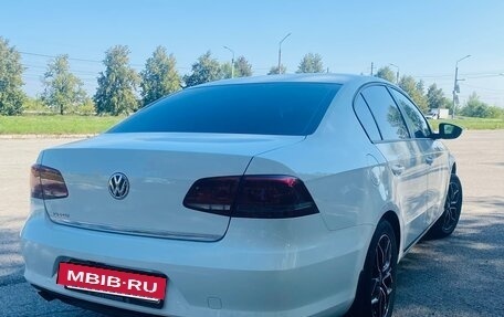 Volkswagen Passat B7, 2011 год, 980 000 рублей, 6 фотография