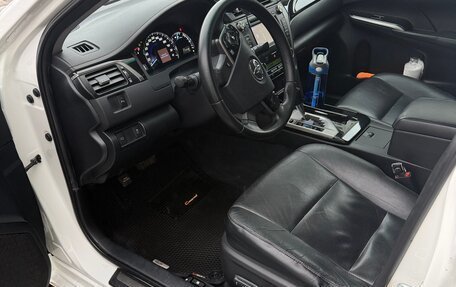 Toyota Camry, 2014 год, 1 750 000 рублей, 8 фотография