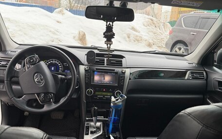 Toyota Camry, 2014 год, 1 750 000 рублей, 9 фотография