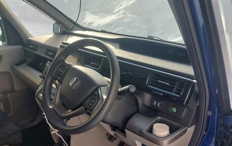 Honda Stepwgn IV, 2015 год, 1 620 000 рублей, 9 фотография