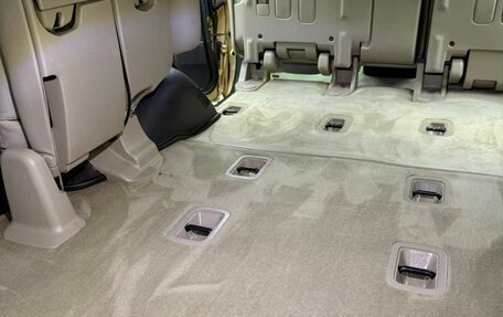 Toyota Land Cruiser 200, 2008 год, 3 900 000 рублей, 32 фотография