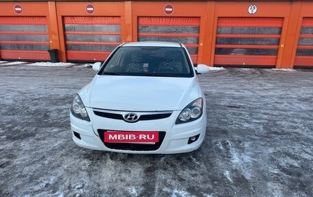 Hyundai i30 I, 2010 год, 650 000 рублей, 9 фотография