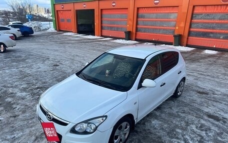 Hyundai i30 I, 2010 год, 650 000 рублей, 10 фотография