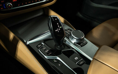 BMW 6 серия, 2018 год, 3 590 000 рублей, 15 фотография