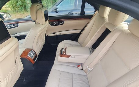 Mercedes-Benz S-Класс, 2009 год, 1 500 000 рублей, 22 фотография