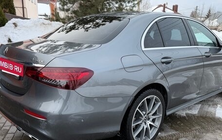Mercedes-Benz E-Класс, 2021 год, 5 990 000 рублей, 3 фотография