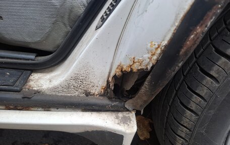 Pontiac Bonneville IX, 1991 год, 230 000 рублей, 14 фотография