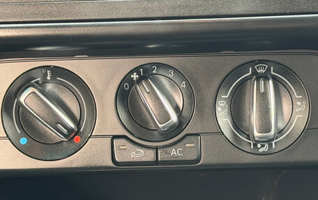 Volkswagen Polo VI (EU Market), 2011 год, 520 000 рублей, 8 фотография