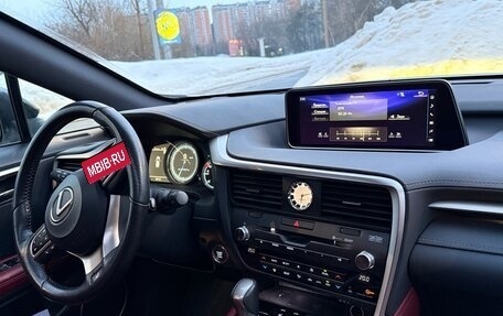 Lexus RX IV рестайлинг, 2019 год, 5 350 000 рублей, 20 фотография