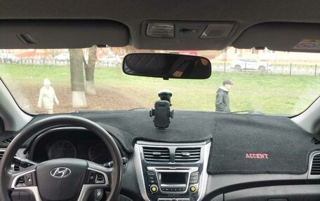 Hyundai Solaris II рестайлинг, 2014 год, 299 999 рублей, 4 фотография