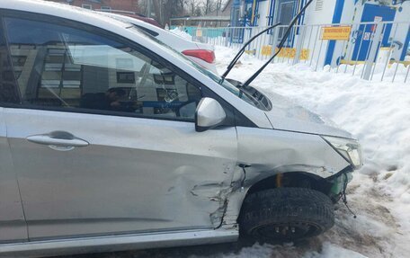 Hyundai Solaris II рестайлинг, 2014 год, 299 999 рублей, 3 фотография