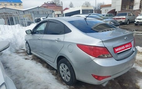Hyundai Solaris II рестайлинг, 2014 год, 299 999 рублей, 2 фотография
