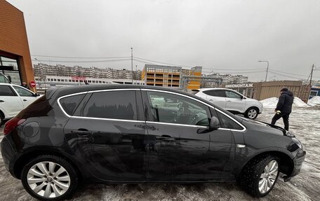 Opel Astra J, 2011 год, 500 000 рублей, 3 фотография