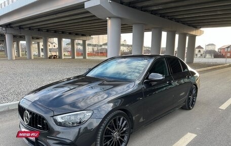 Mercedes-Benz E-Класс, 2021 год, 5 500 000 рублей, 16 фотография