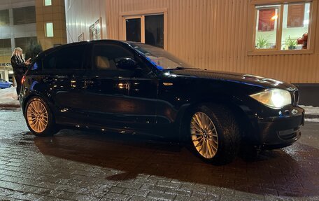 BMW 1 серия, 2009 год, 990 000 рублей, 7 фотография