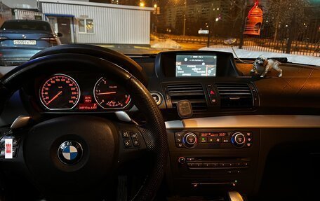 BMW 1 серия, 2009 год, 990 000 рублей, 10 фотография