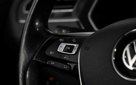 Volkswagen Tiguan II, 2017 год, 2 349 000 рублей, 13 фотография