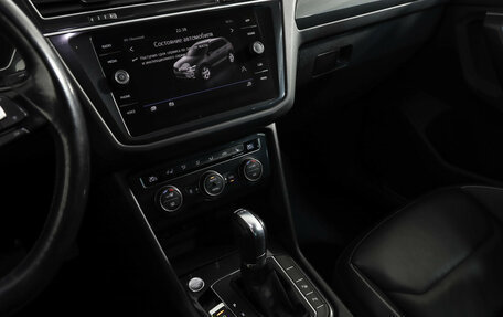 Volkswagen Tiguan II, 2017 год, 2 349 000 рублей, 19 фотография