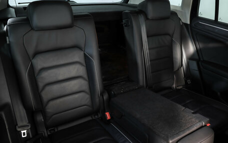 Volkswagen Tiguan II, 2017 год, 2 349 000 рублей, 28 фотография