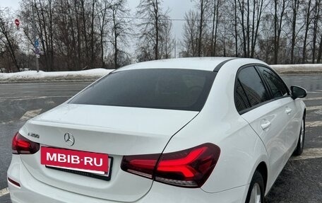 Mercedes-Benz A-Класс, 2019 год, 2 050 000 рублей, 4 фотография