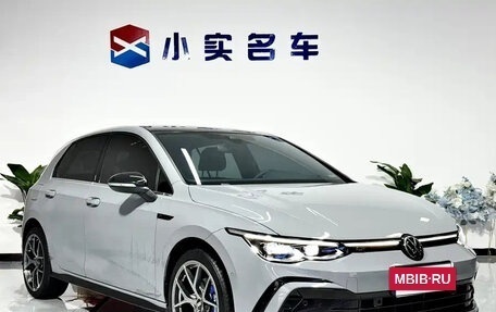 Volkswagen Golf VIII, 2023 год, 1 766 123 рублей, 3 фотография