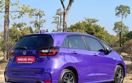 Honda Fit, 2022 год, 1 042 888 рублей, 5 фотография